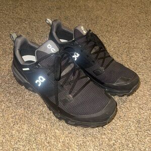 On men’s cloud 6 Running black waterproof Sneakers